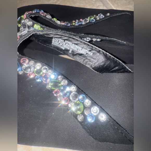 YELLOW BOX SANDSTONE Rhinestone flip flops sandals women’s shoes size 8 - Picture 12 of 12